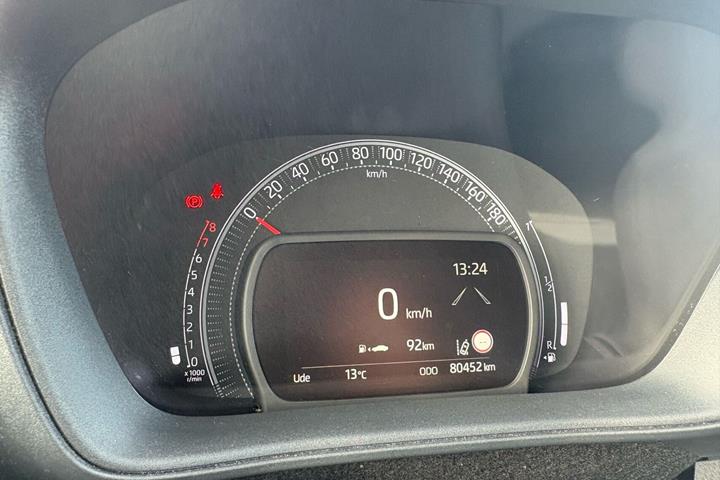 Hvid Toyota Aygo X fra 2022