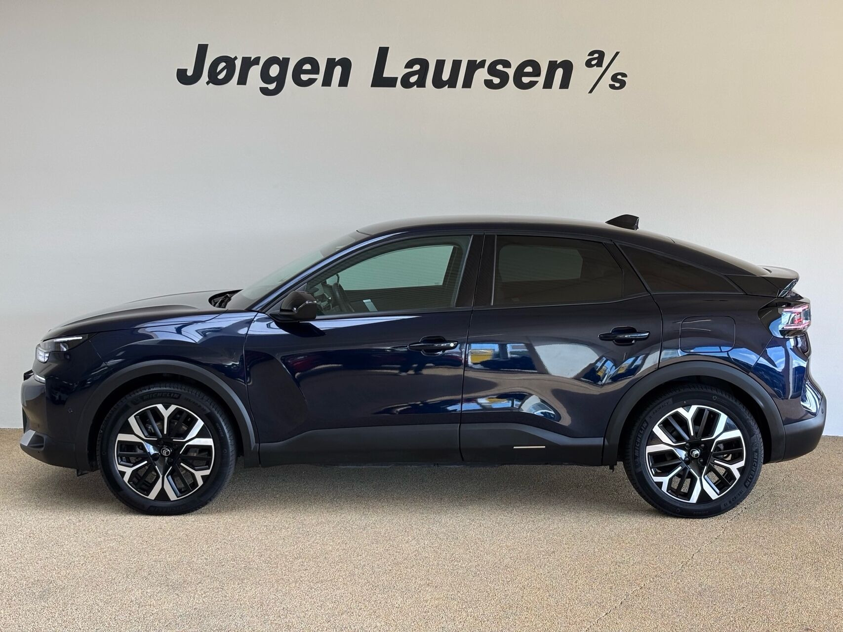 Blå Citroën ë-C4 fra 2025