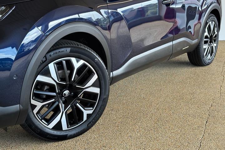 Blå Citroën ë-C4 fra 2025