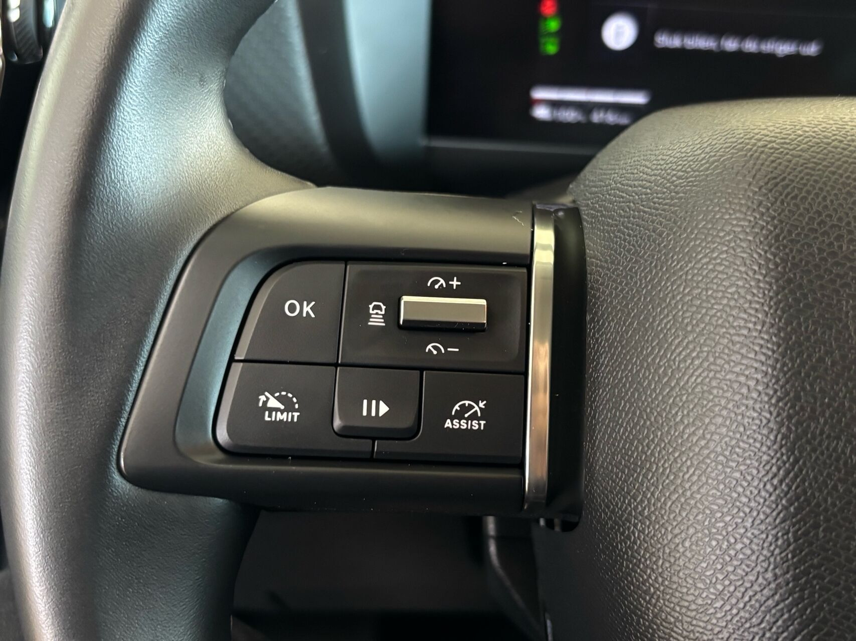 Blå Citroën ë-C4 fra 2025