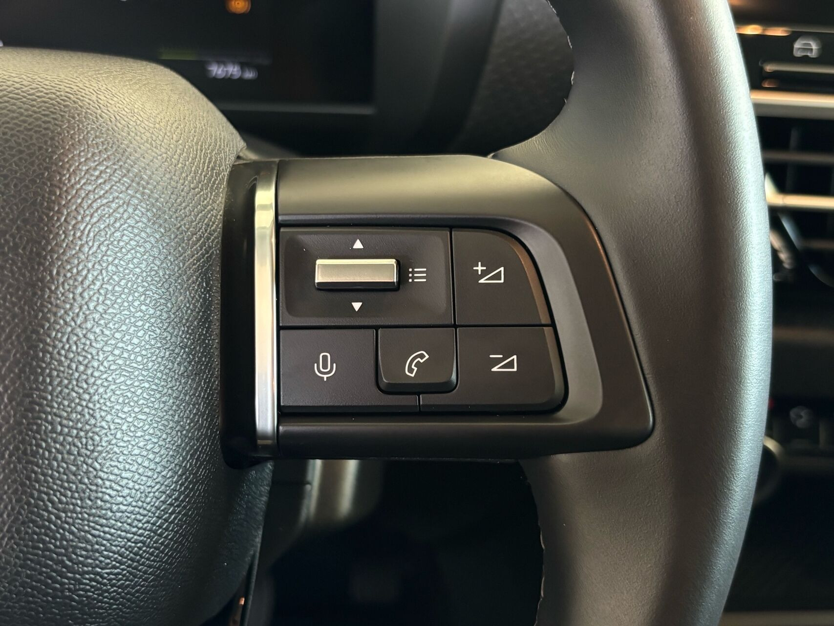 Blå Citroën ë-C4 fra 2025