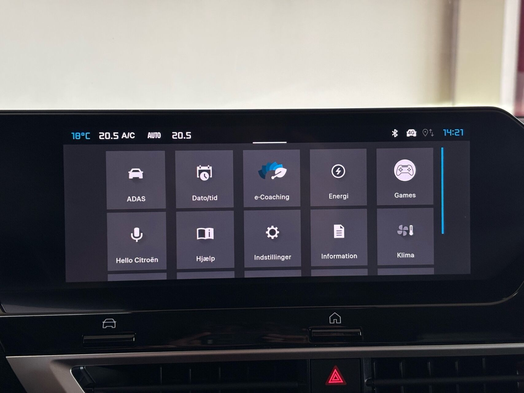 Hvid Citroën ë-C4 fra 2025