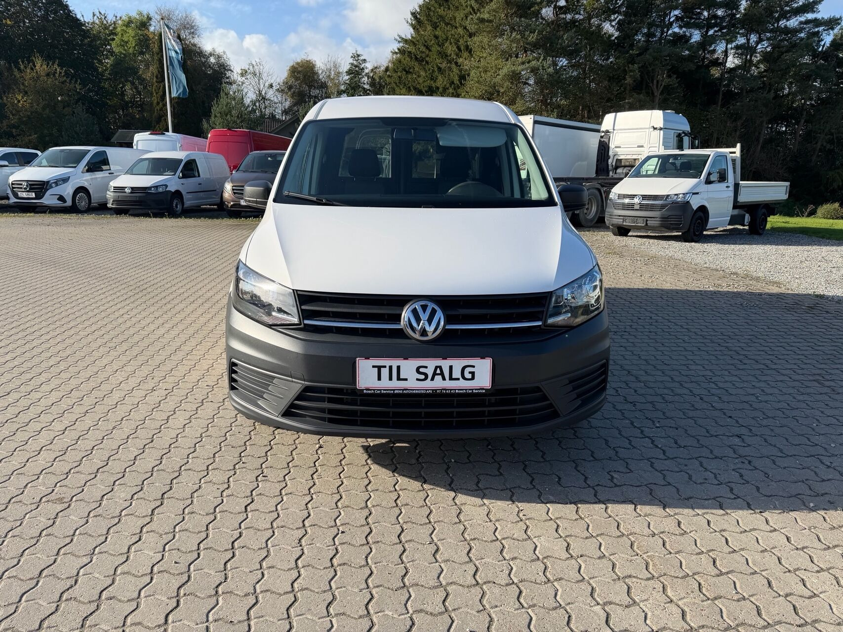 Hvid VW Caddy Maxi fra 2020