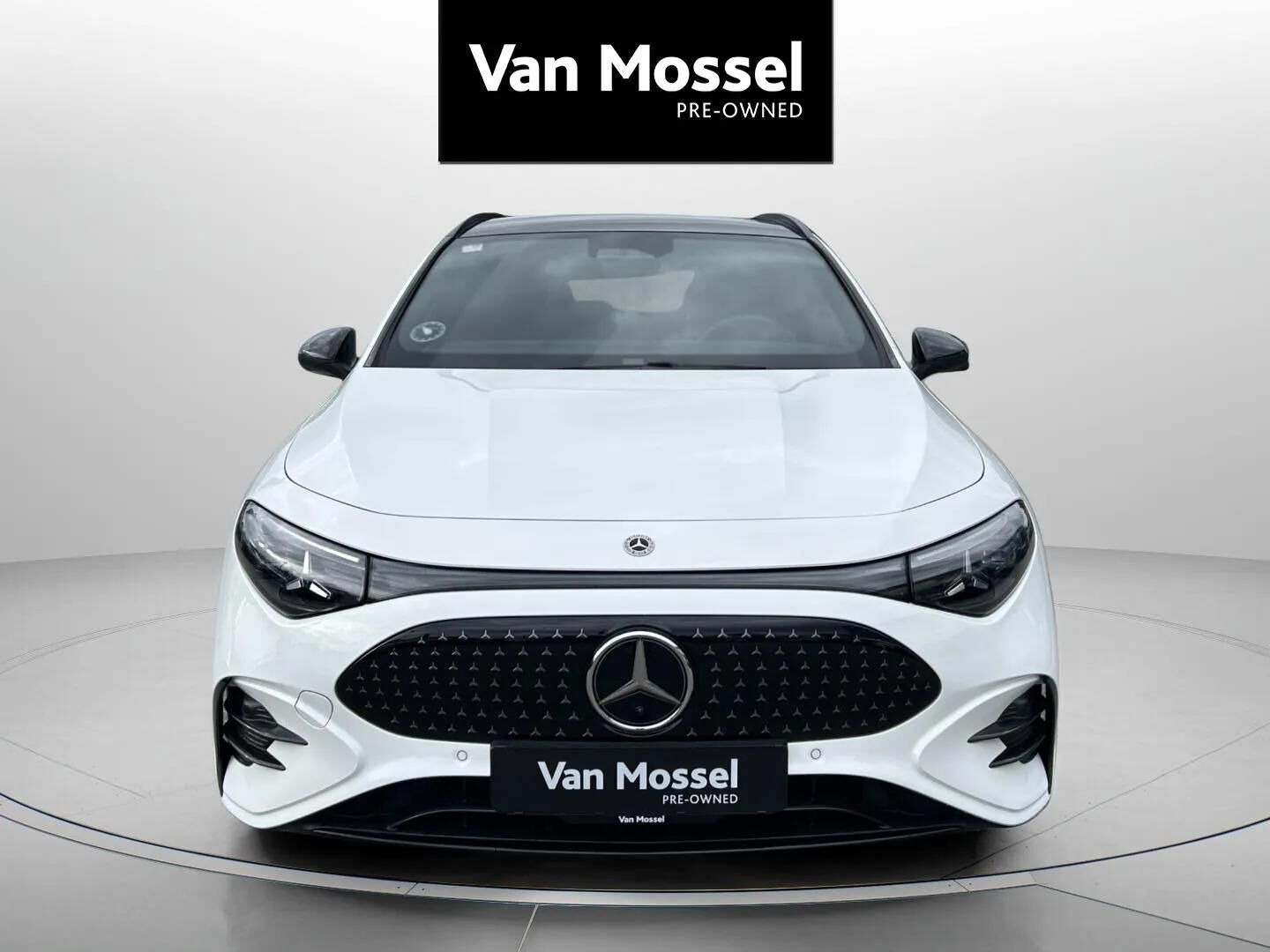 Hvid Mercedes CLA250+ fra 2026