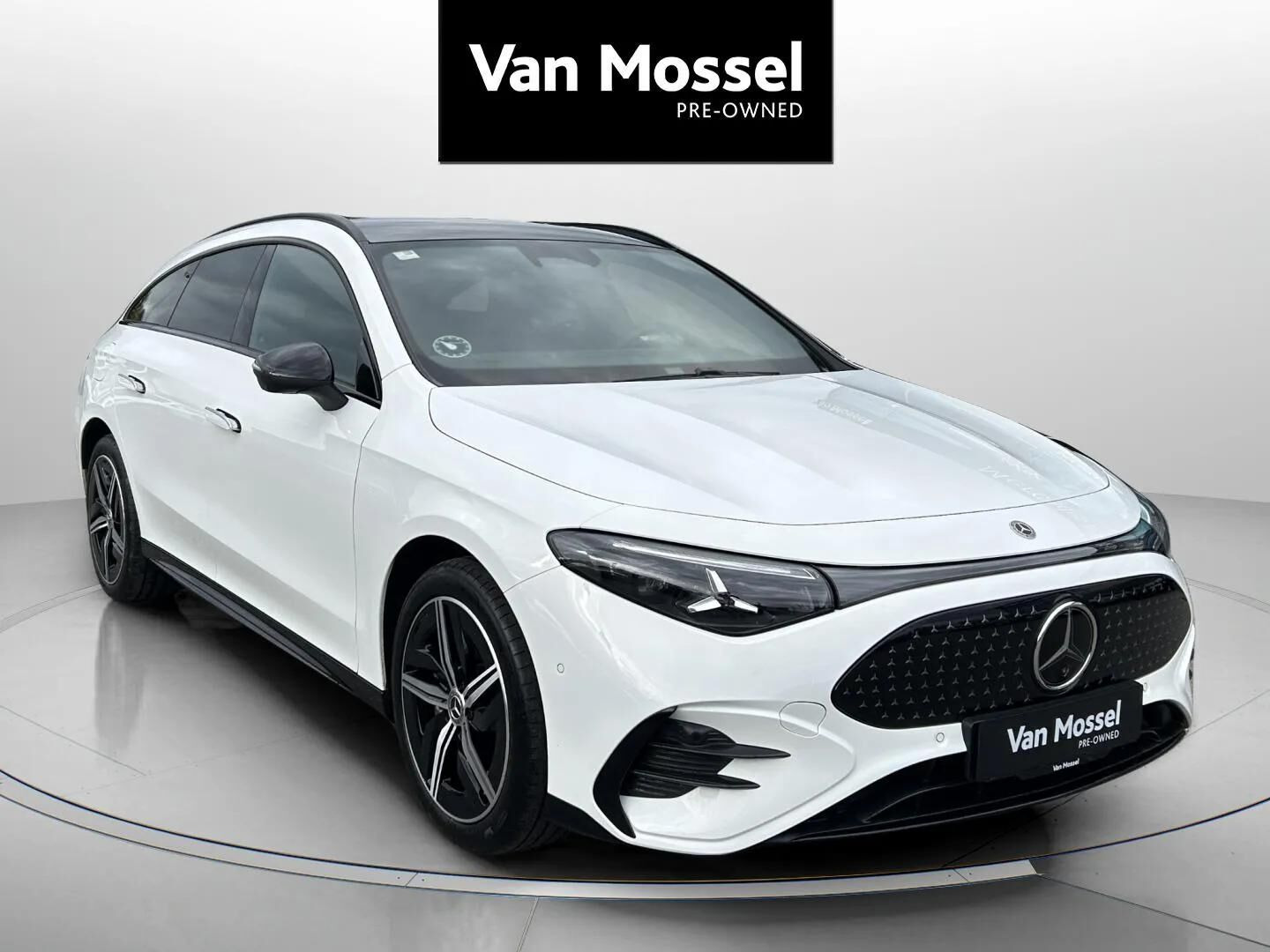 Hvid Mercedes CLA250+ fra 2026