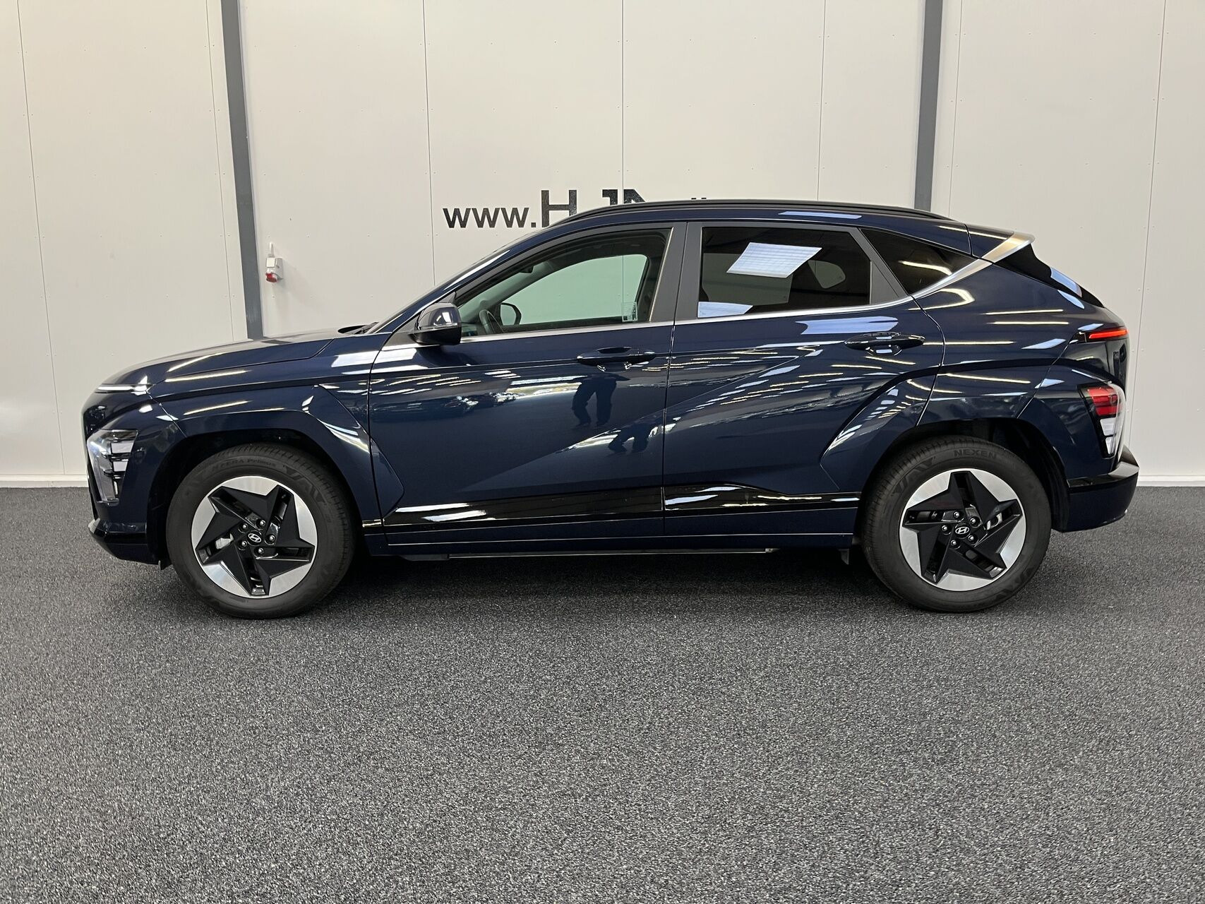 Blå Hyundai Kona fra 2025