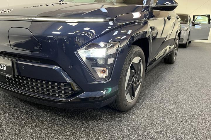 Blå Hyundai Kona fra 2025