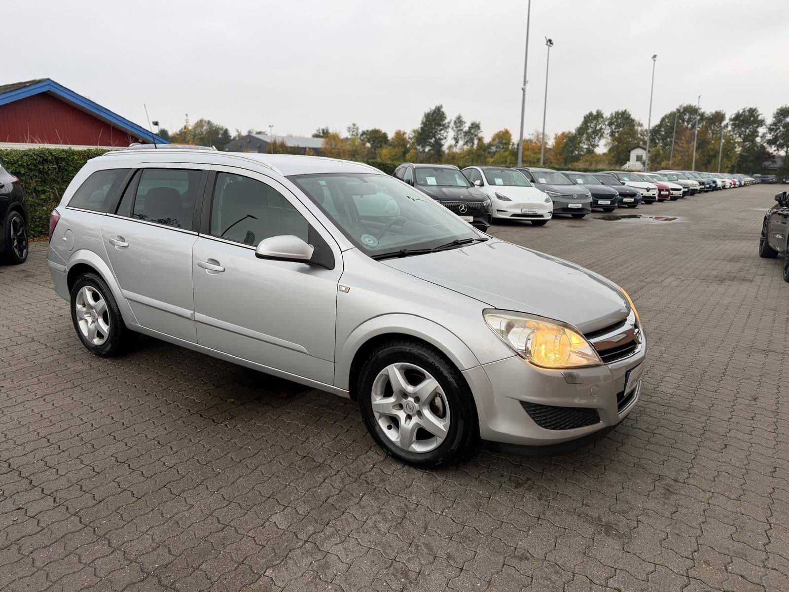 undefined Opel Astra fra 2008