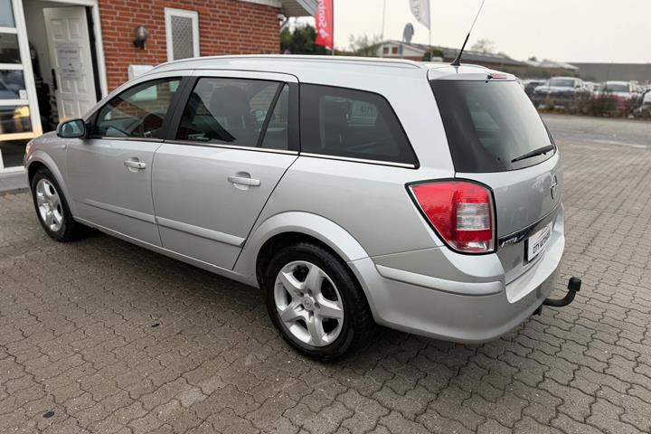 undefined Opel Astra fra 2008