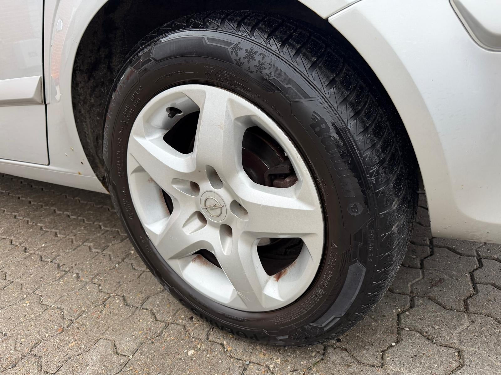 undefined Opel Astra fra 2008