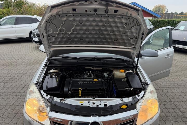 undefined Opel Astra fra 2008