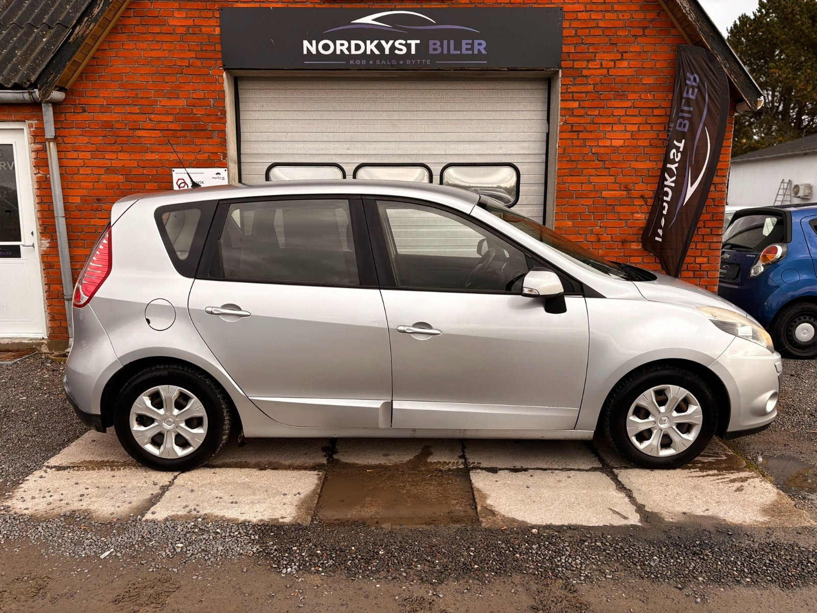 Sølv Renault Scenic III fra 2011