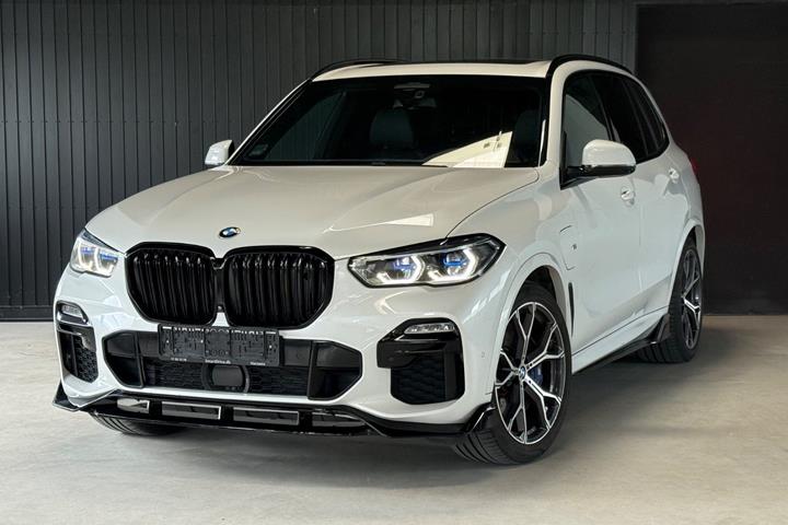 Hvid BMW X5 fra 2020