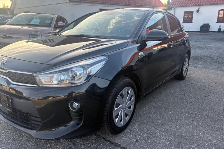 Sort Kia Rio fra 2020