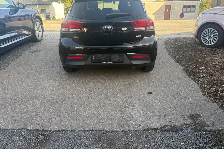 Sort Kia Rio fra 2020