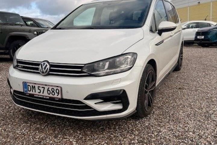 Hvid VW Touran fra 2018
