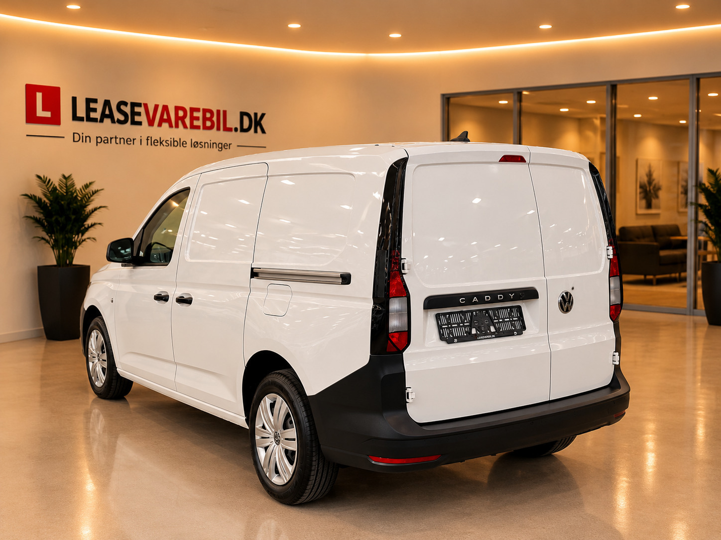 Hvid VW Caddy Maxi fra 2022
