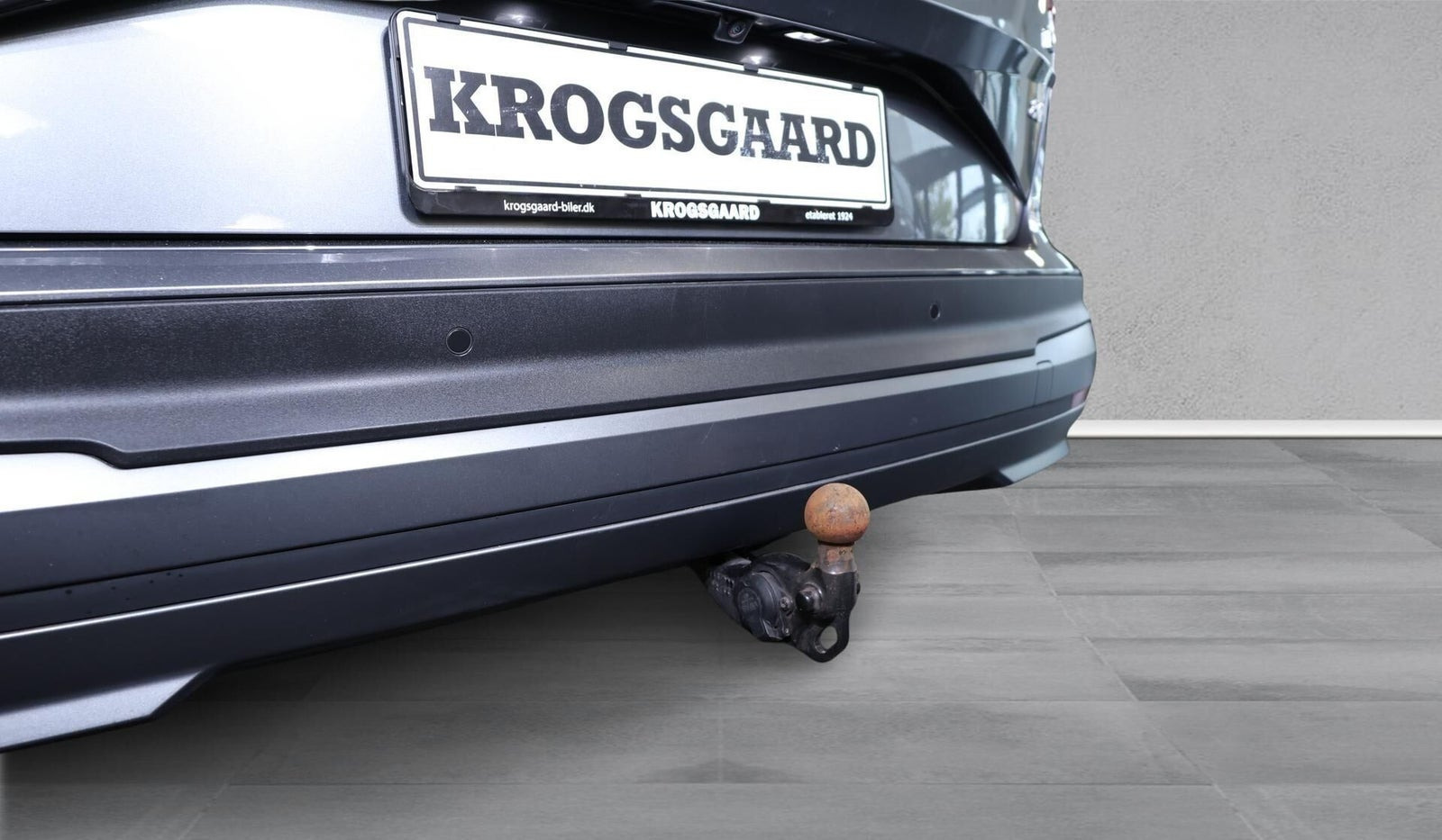 Grå Skoda Enyaq fra 2023