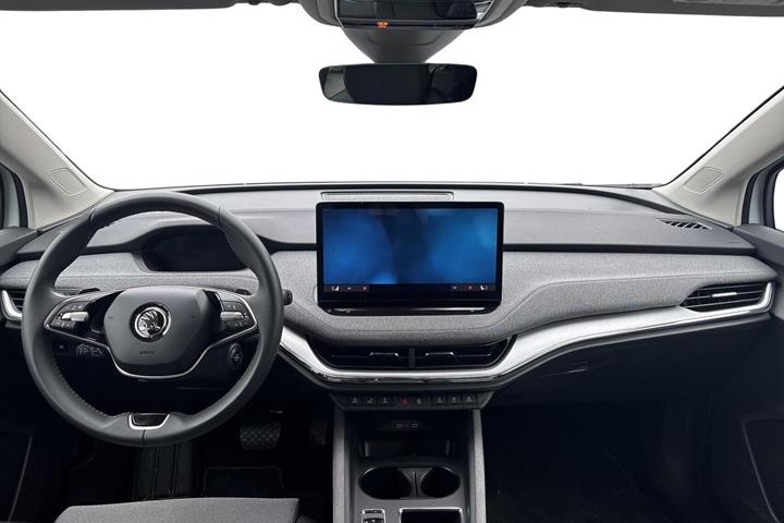 Beige Skoda Enyaq fra 2025