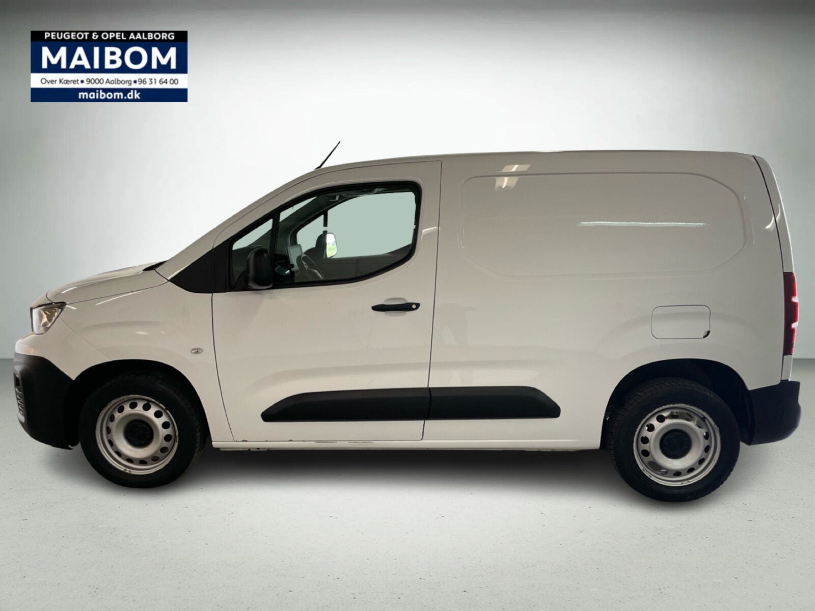 Hvid Peugeot Partner fra 2020