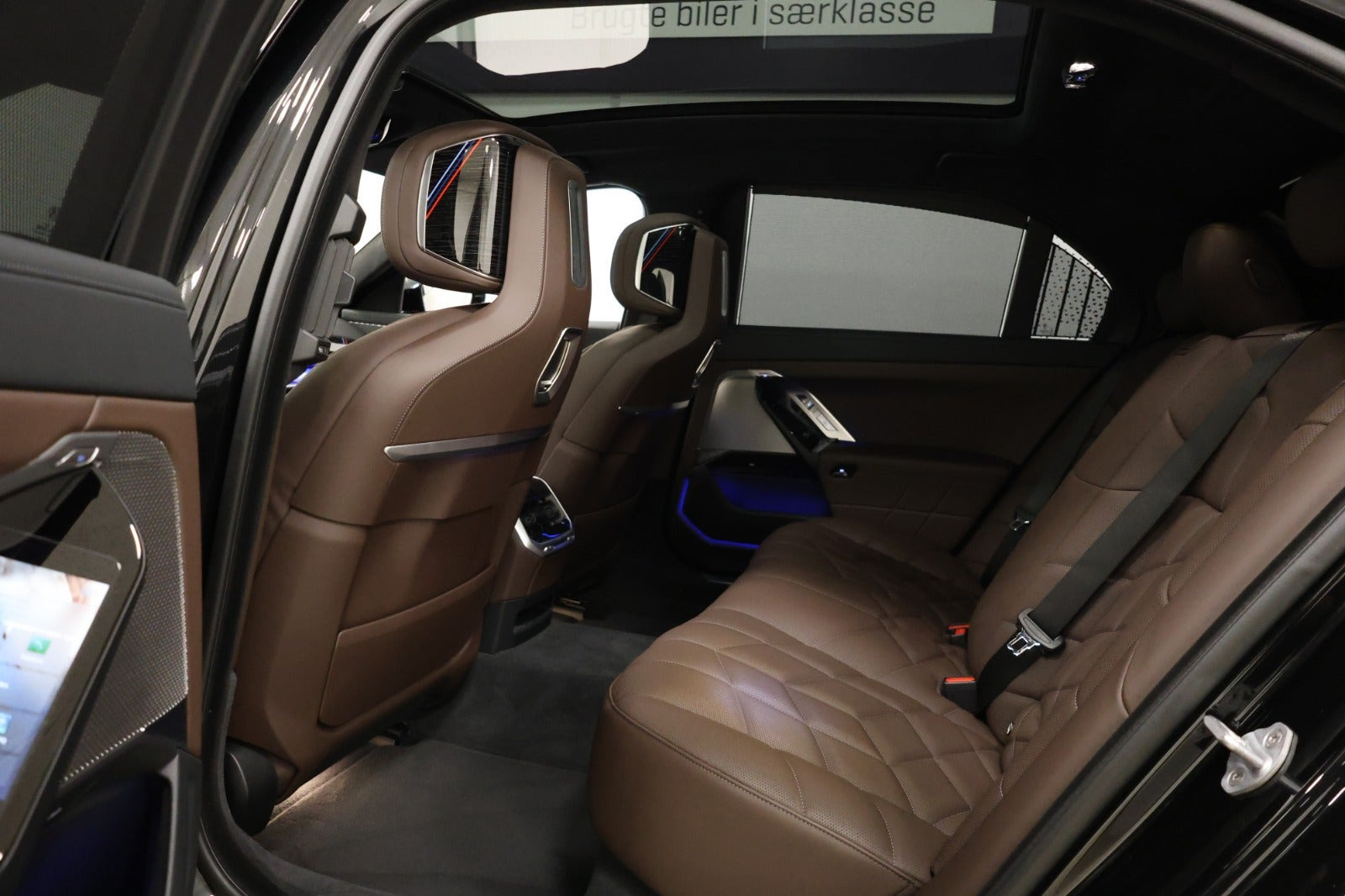 Sort BMW i7 fra 2024