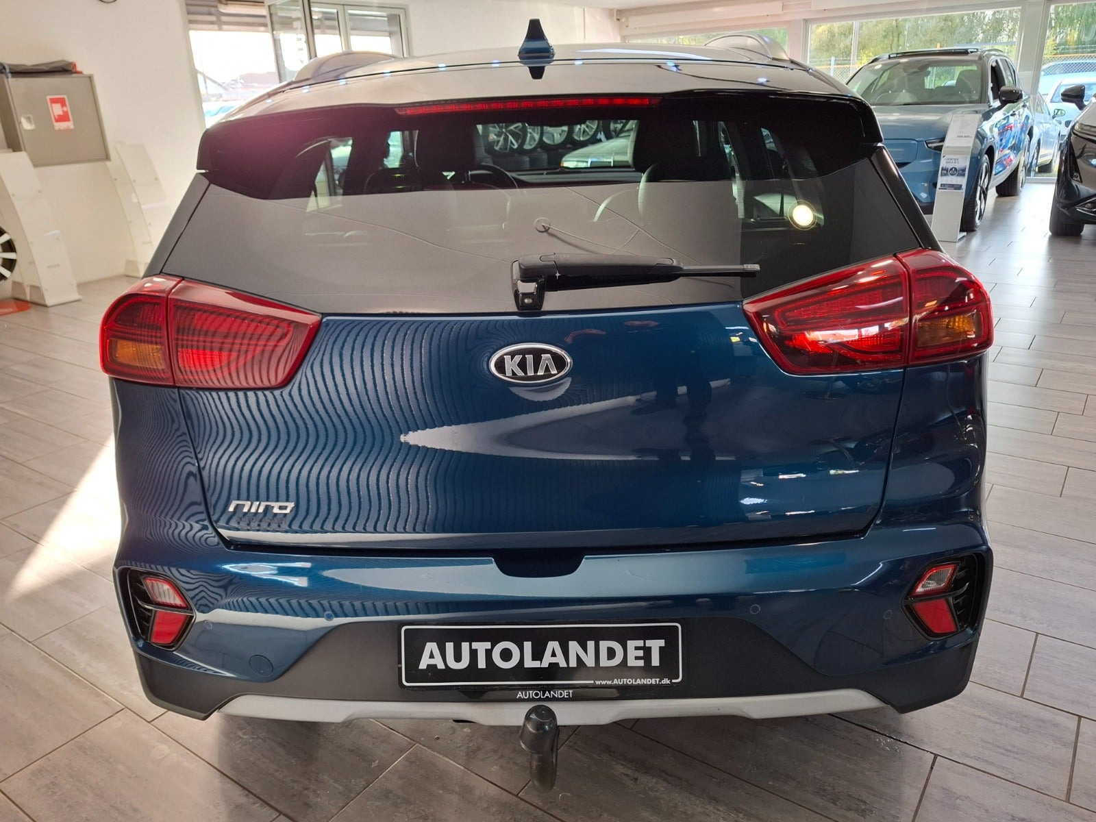 Blå Kia Niro fra 2020