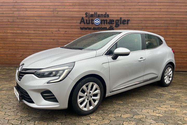 Sølv Renault Clio V fra 2022