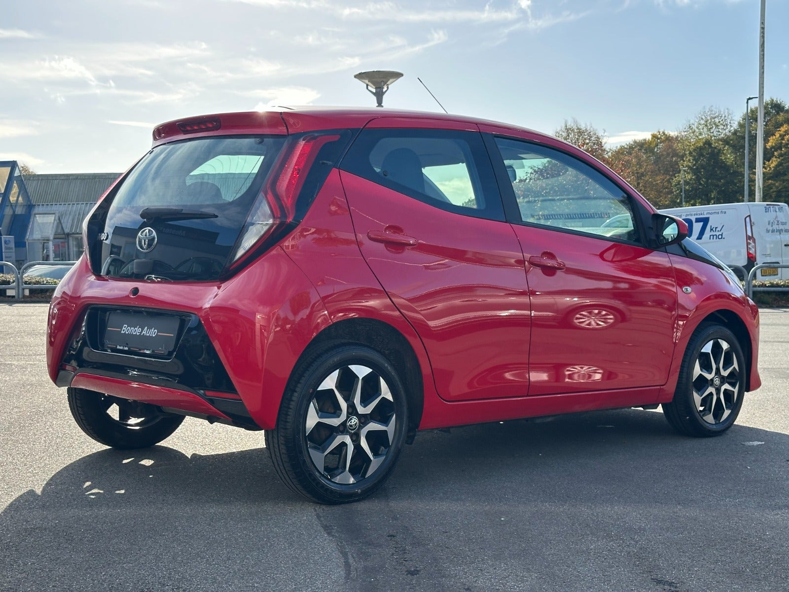 Rød Toyota Aygo fra 2018