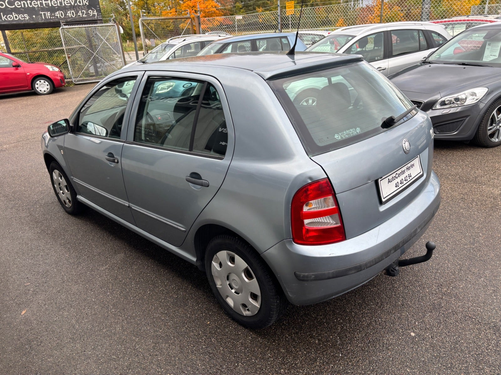 Blå Skoda Fabia fra 2003