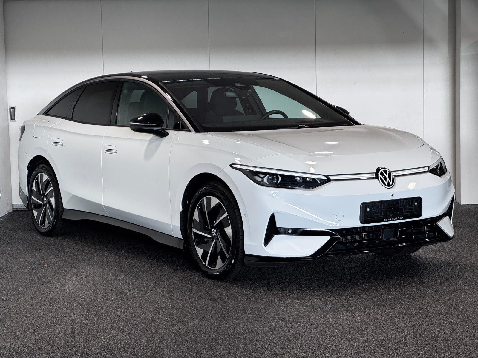 Hvid VW ID.7 fra 2024