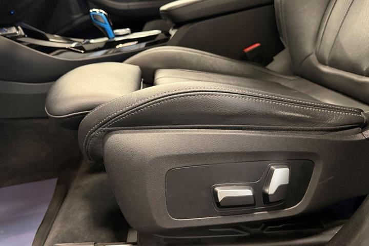 Sort BMW iX3 fra 2022