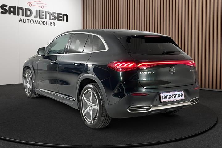 Grøn Mercedes EQE350 SUV fra 2024
