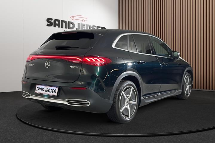 Grøn Mercedes EQE350 SUV fra 2024