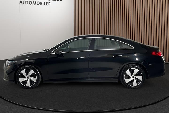Sort Mercedes CLA250+ fra 2026