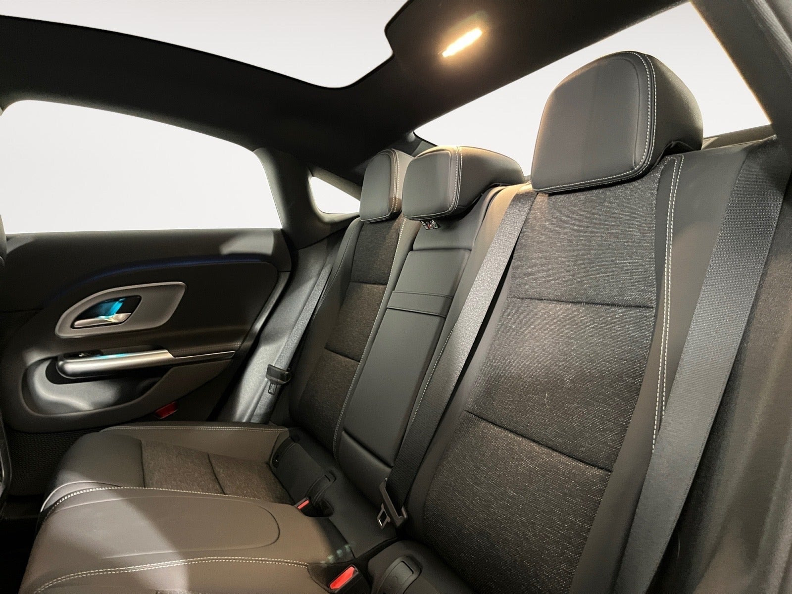 Sort Mercedes CLA250+ fra 2026