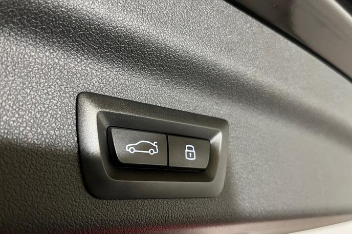 Sort BMW iX1 fra 2024