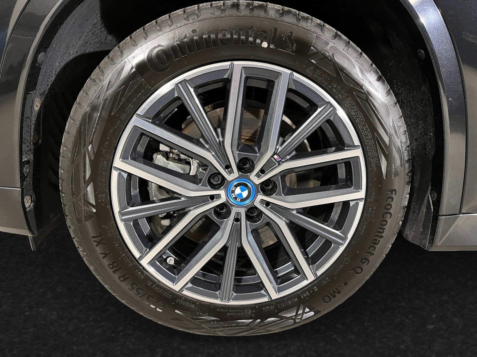 Sort BMW iX1 fra 2024