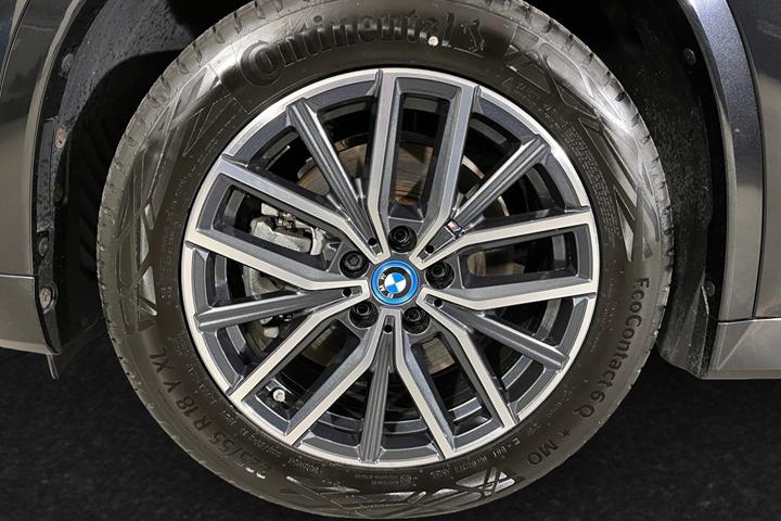 Sort BMW iX1 fra 2024