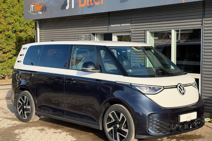 Blå VW ID.Buzz fra 2027 set udefra