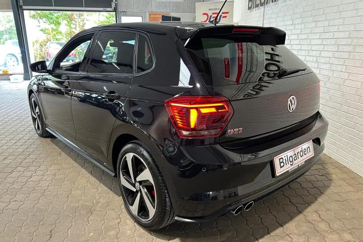 Sort VW Polo fra 2019
