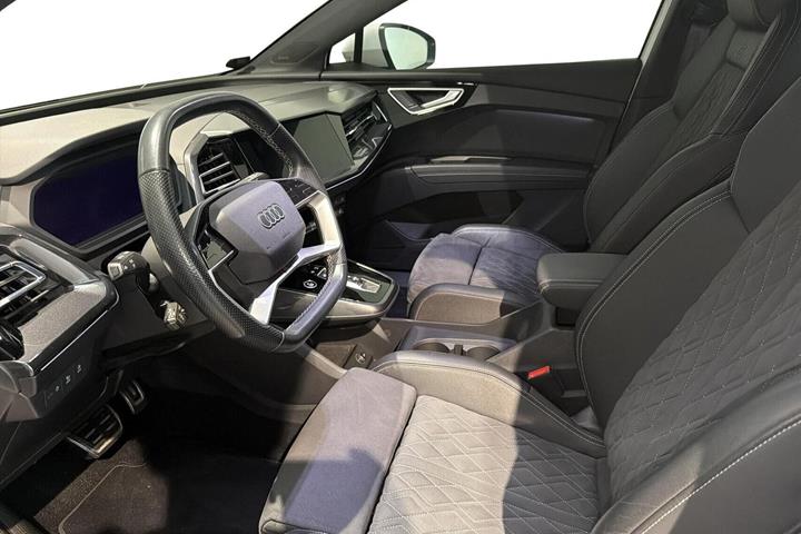 Hvid Audi Q4 e-tron fra 2022