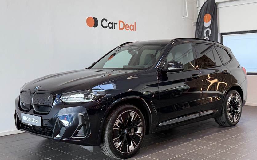 BMW iX3 Charged Plus M-Sport