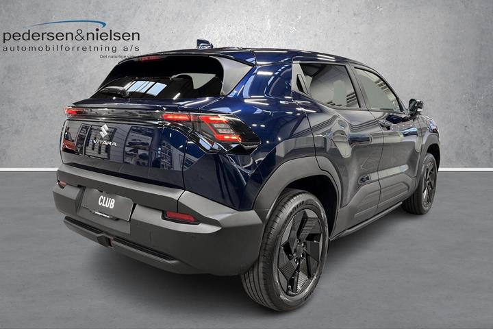 Blå Suzuki e fra 2026
