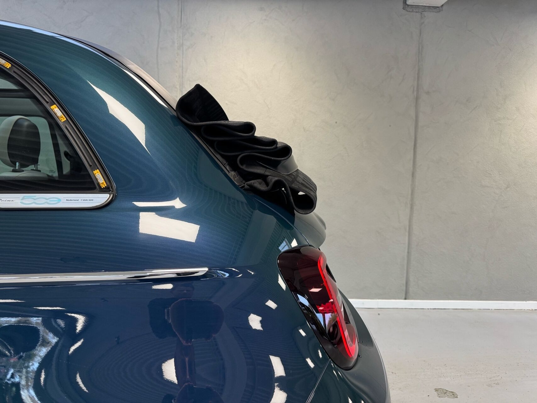Grøn Fiat 500e fra 2023