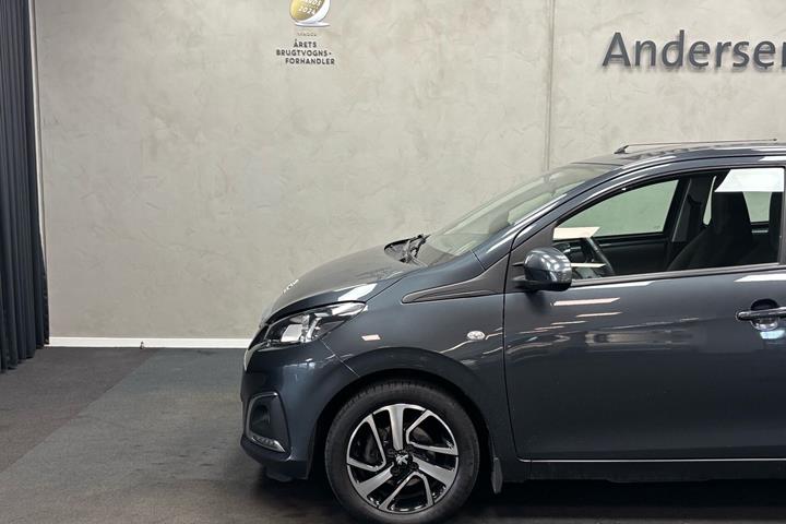 Grå Peugeot 108 fra 2019