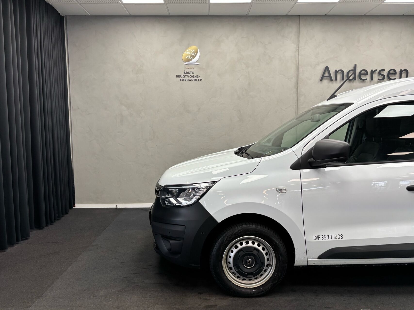 Hvid Renault Express fra 2022