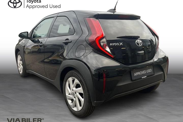 Sort Toyota Aygo X fra 2025