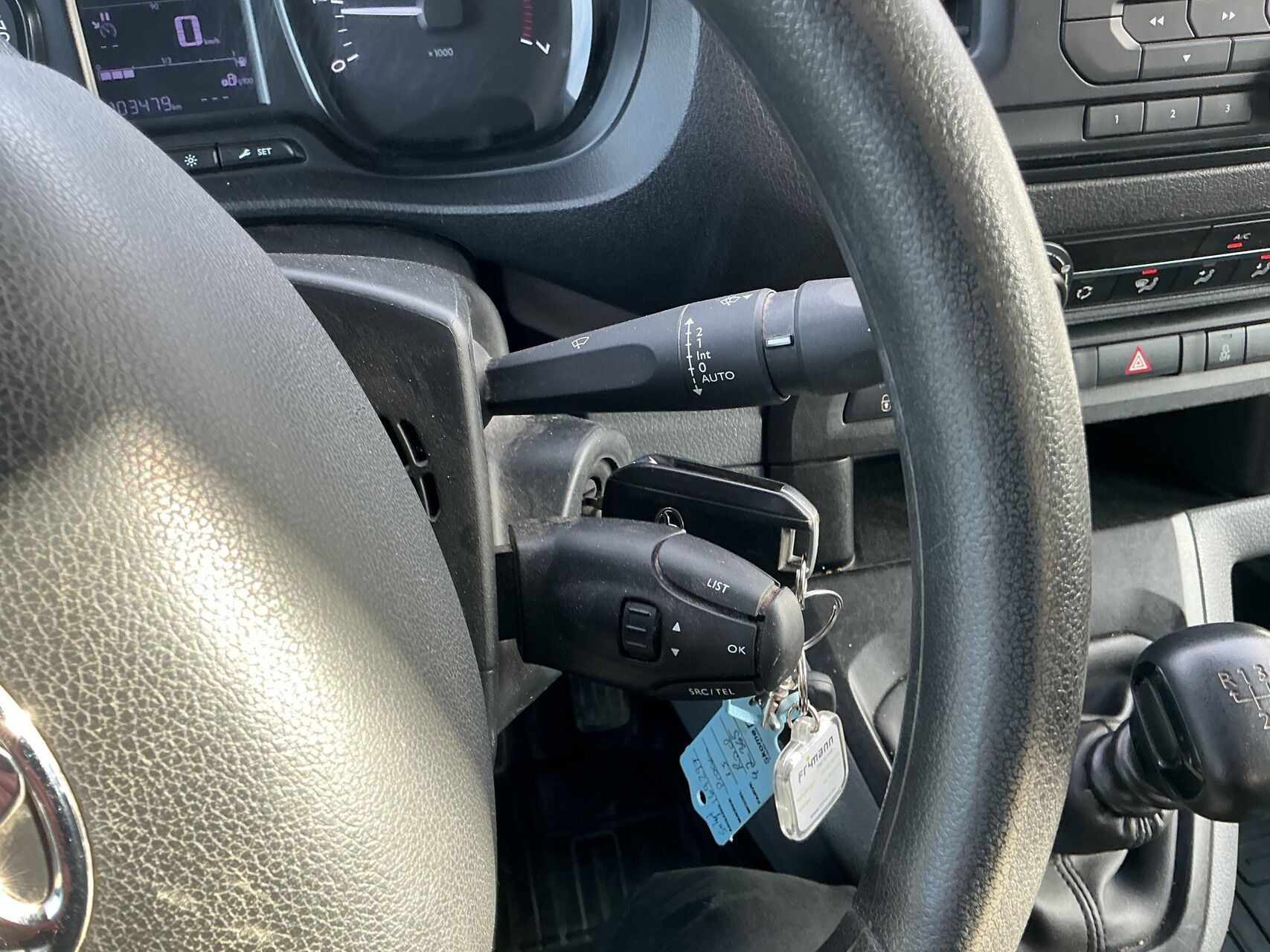 Rød Toyota ProAce fra 2020