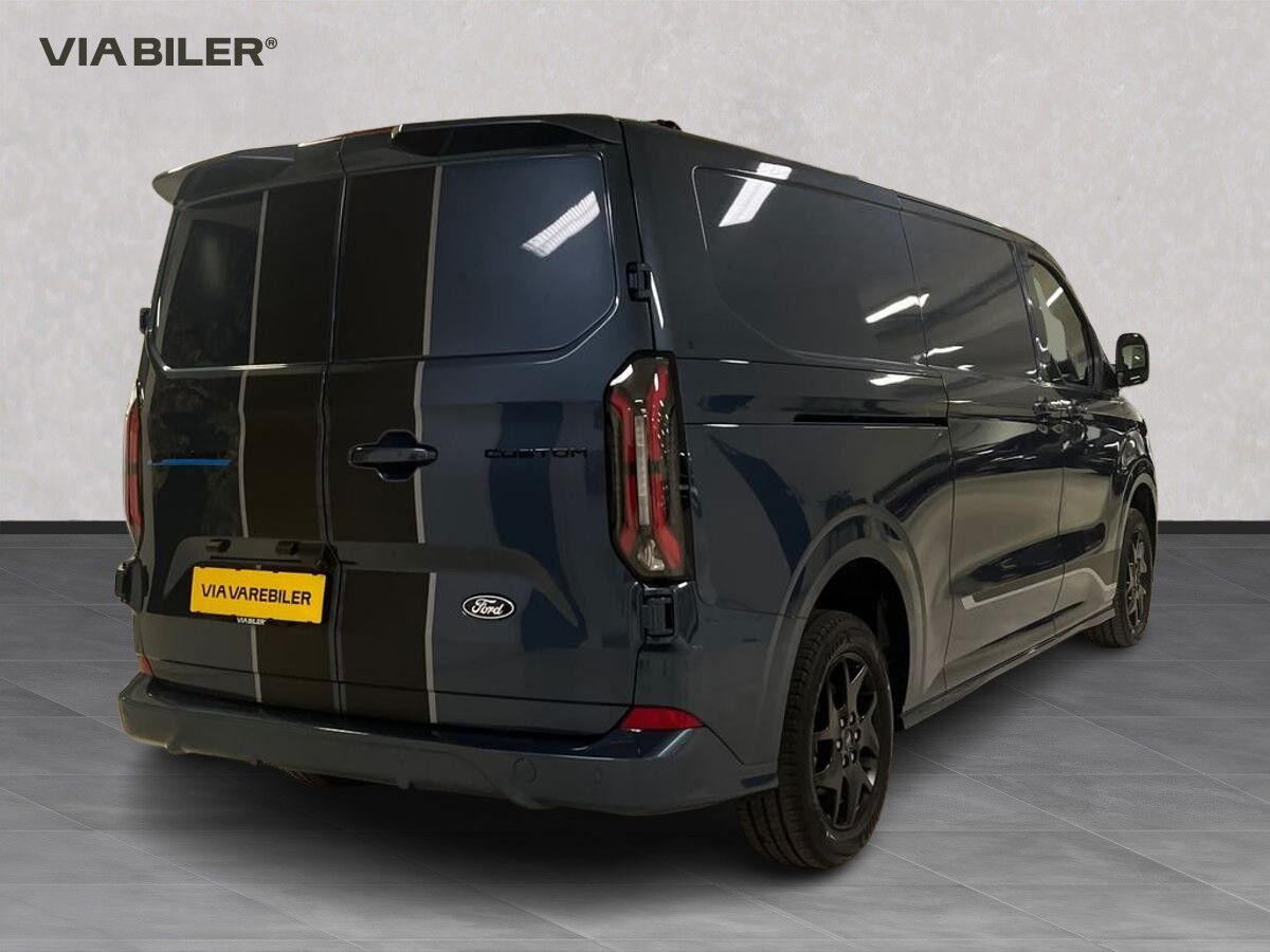 Hvid Ford E-Transit Custom fra 2026