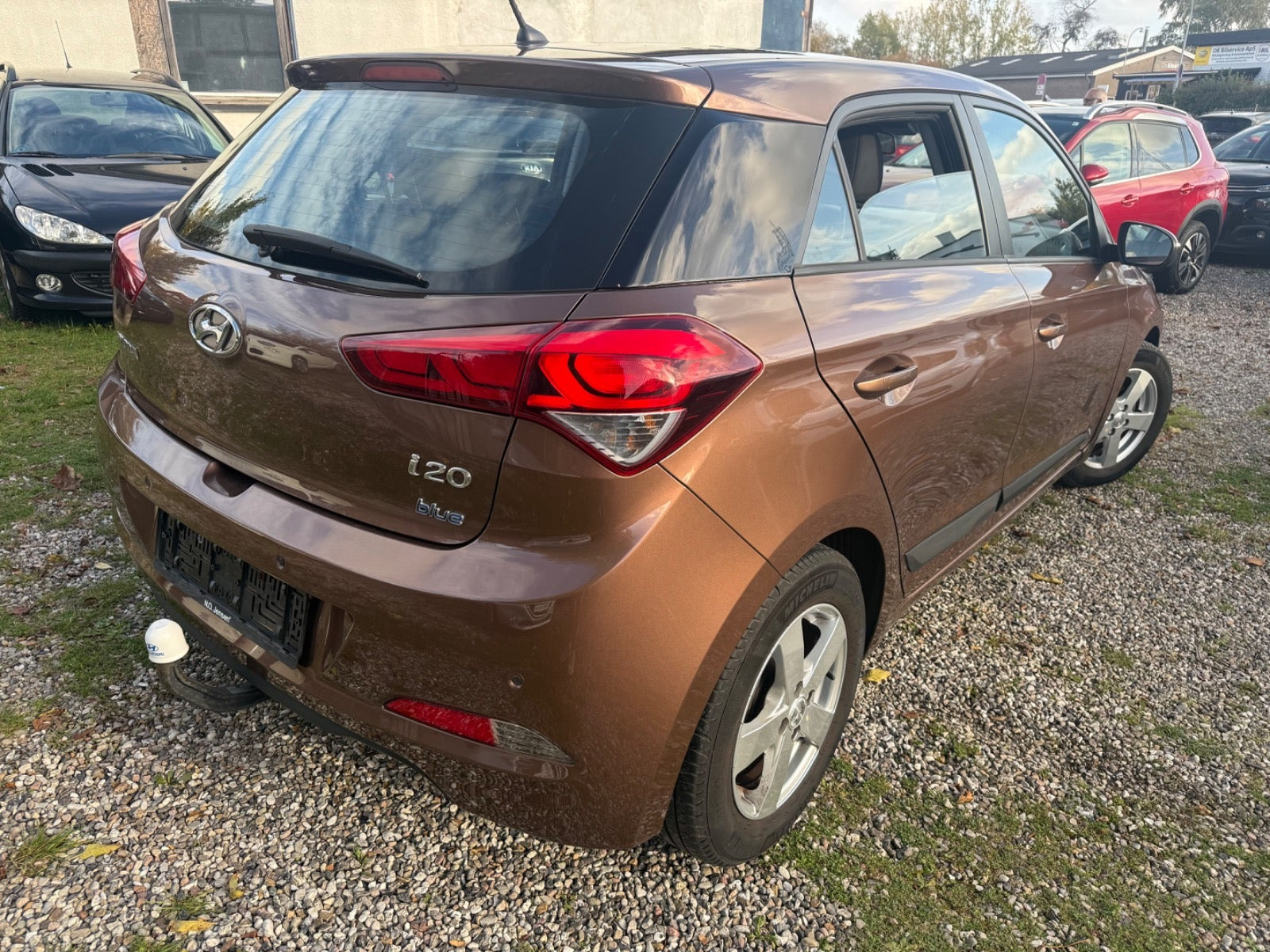 Brun Hyundai i20 fra 2015